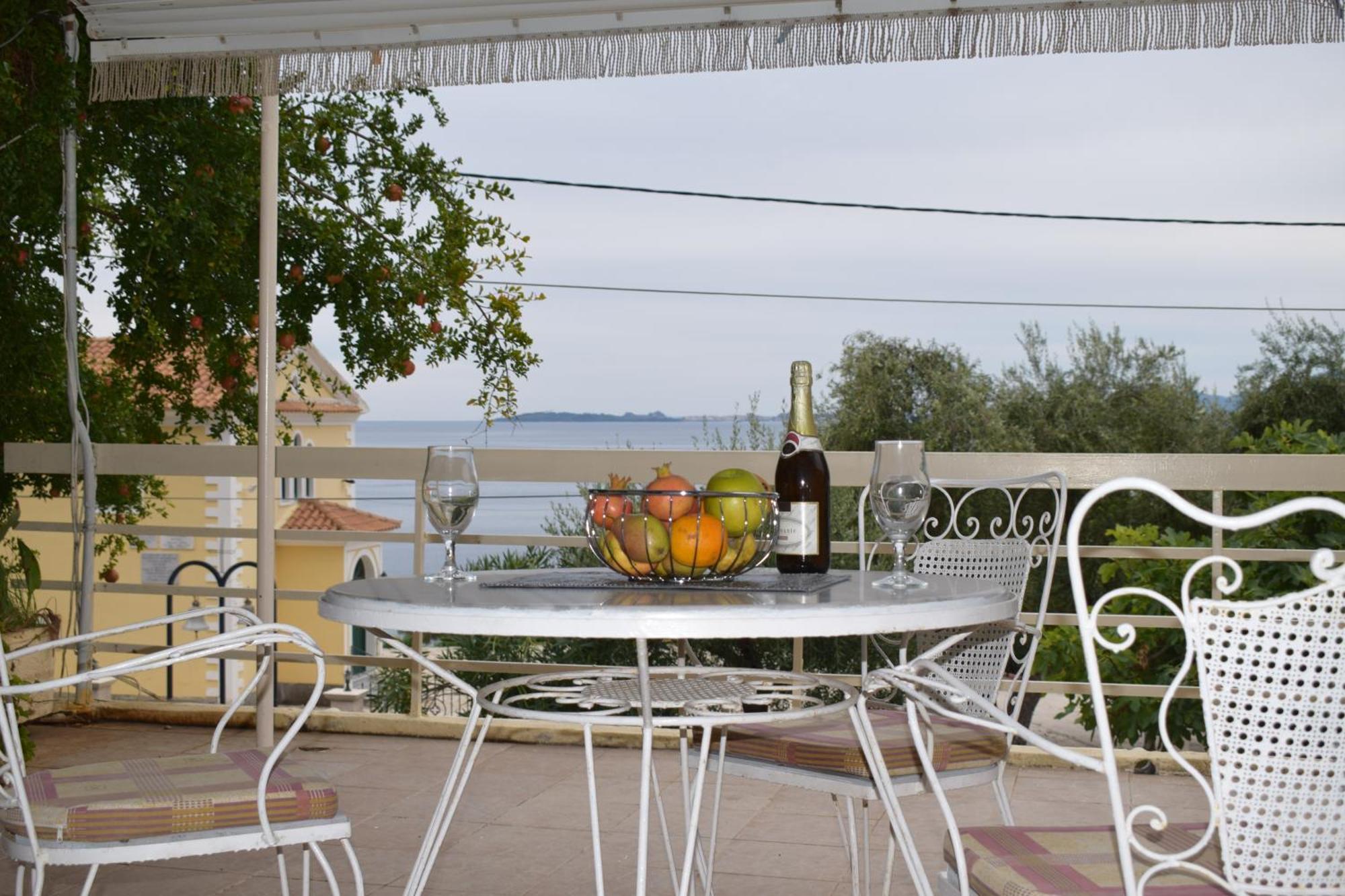 Paradisus Apartments Barbati Luaran gambar